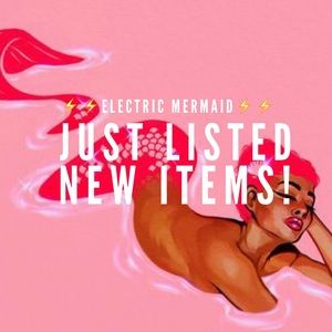 New items available! Come check out my closet!!